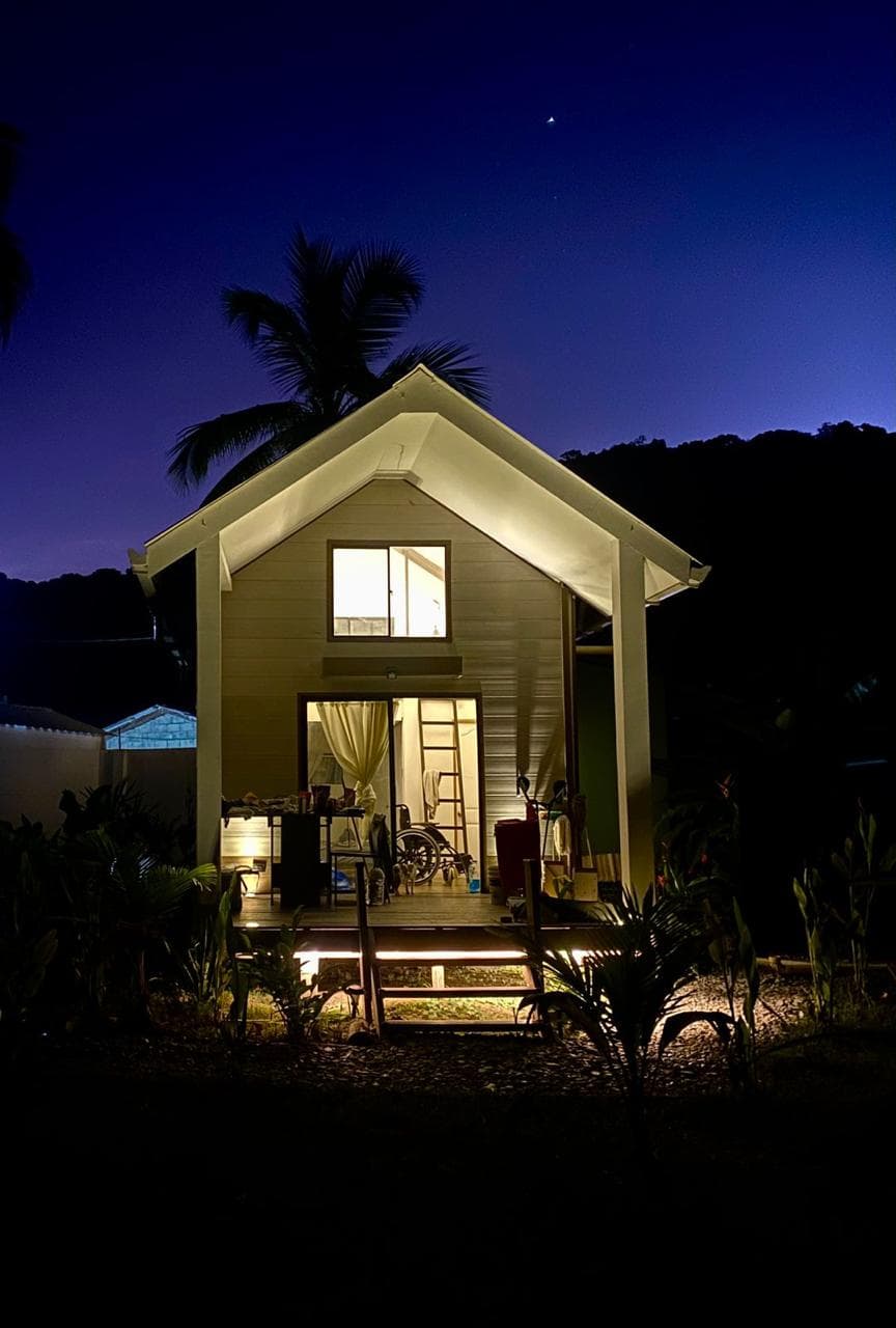 Cabaña Sancibrian at night under the stars