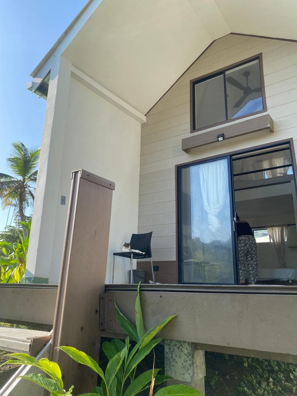 Cabaña Sancibrian — architectural angle